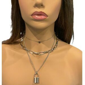 Beautiful 3 chain lock necklace NWT